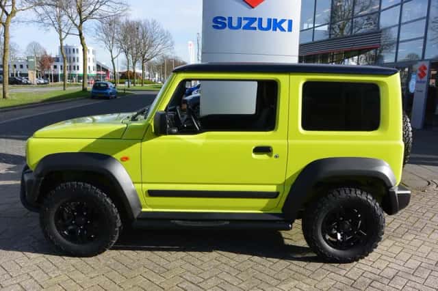 Suzuki JIMNY (2023) thumbnail 5