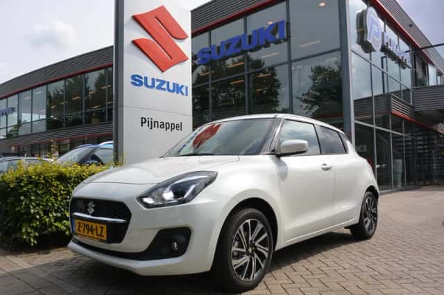 Suzuki Swift (2024) thumbnail 1