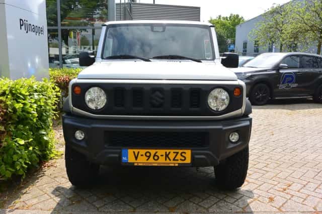 Suzuki JIMNY (2021) thumbnail 2