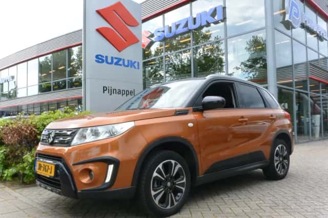Suzuki Vitara (2016) thumbnail 1