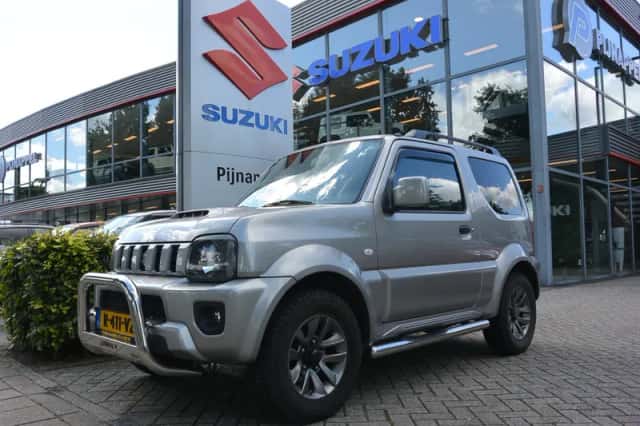 Suzuki JIMNY (2017) thumbnail 1