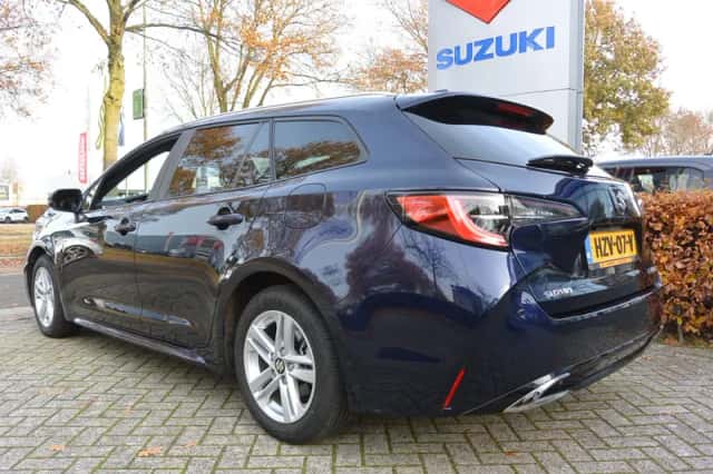 Suzuki Swace (2024) thumbnail 5