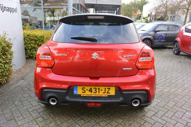Suzuki Swift (2023) thumbnail 6