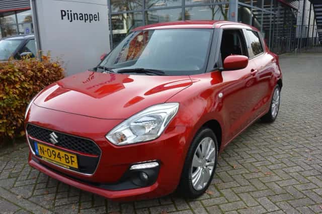 Suzuki Swift (2017) thumbnail 3