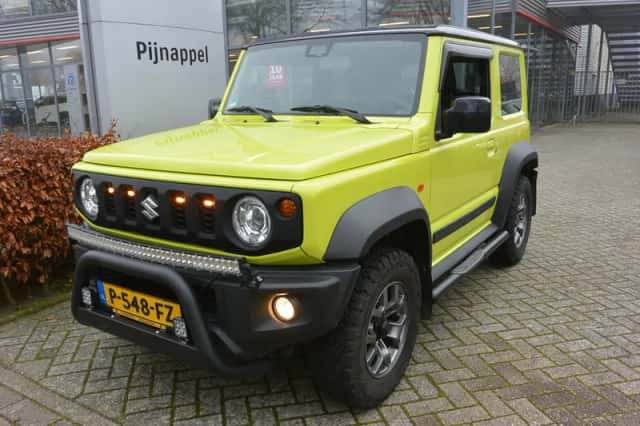 Suzuki JIMNY (2019) thumbnail 3