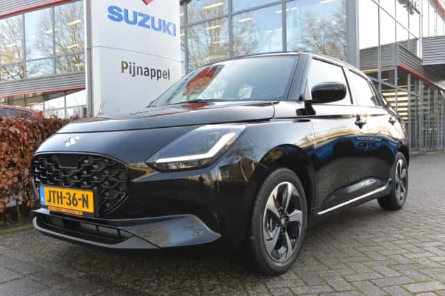 Suzuki Swift (2025) thumbnail 3