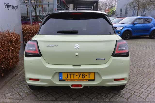 Suzuki Swift (2025) thumbnail 6