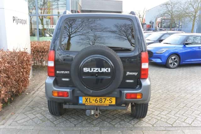 Suzuki JIMNY (2015) thumbnail 6