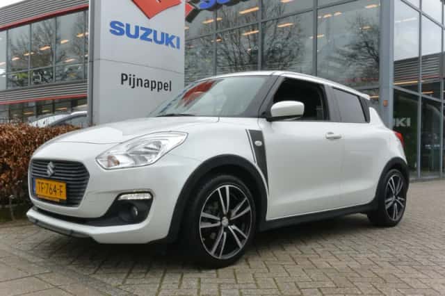 Suzuki Swift (2018) thumbnail 3