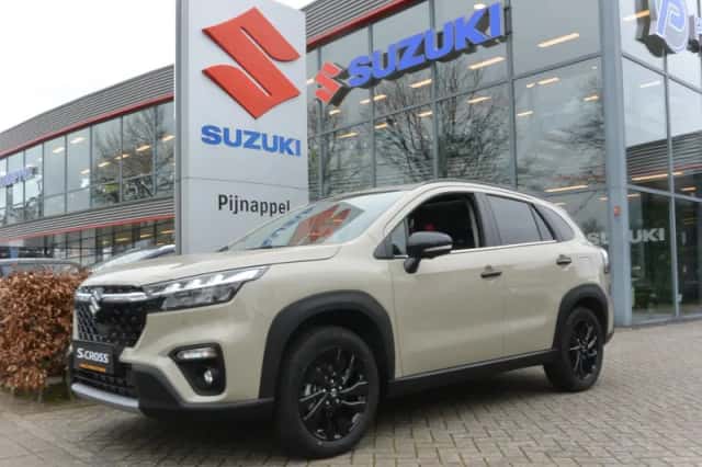 Suzuki S-CROSS (2026) thumbnail 1