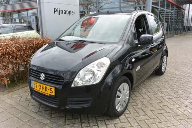 Suzuki SPLASH (2012) thumbnail 3