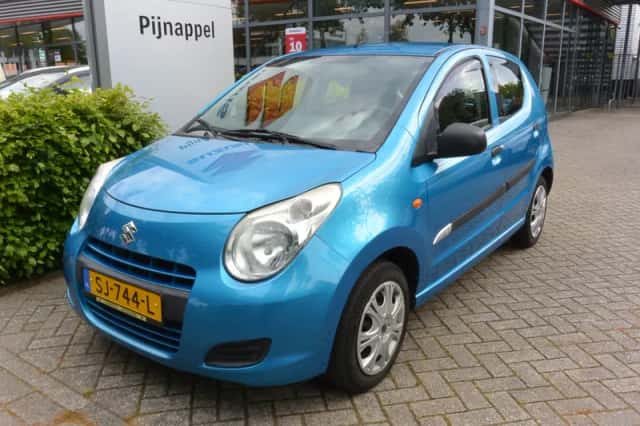 Suzuki Alto (2013) thumbnail 2