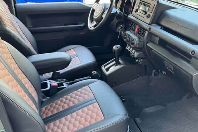 Suzuki JIMNY (2019) thumbnail 3