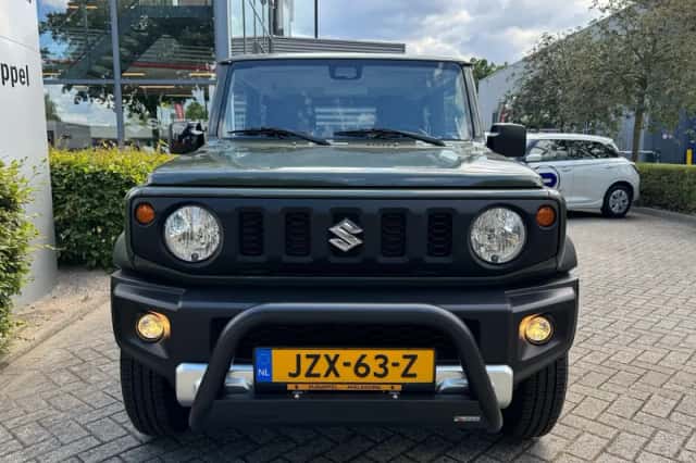 Suzuki JIMNY (2019) thumbnail 4