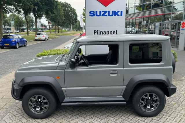 Suzuki JIMNY (2019) thumbnail 6