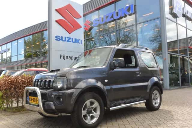 Suzuki JIMNY (2014) thumbnail 1