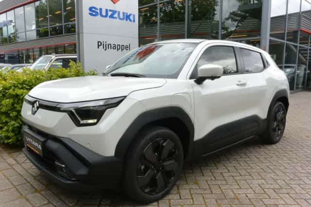 Suzuki e-Vitara (2026) thumbnail 3