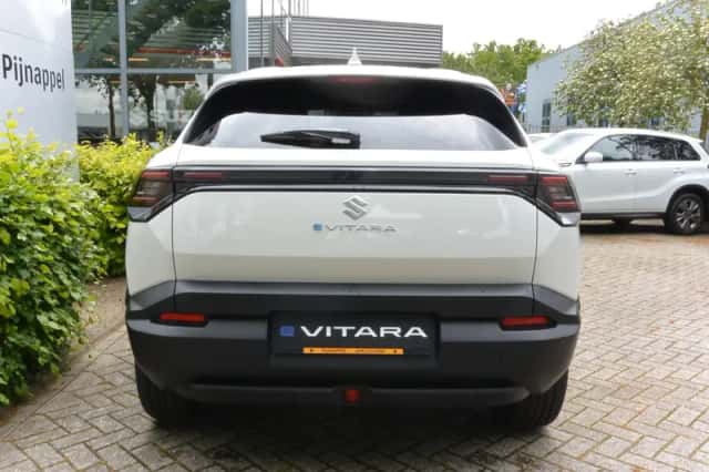 Suzuki e-Vitara (2026) thumbnail 5