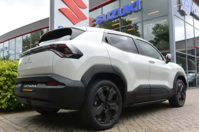 Suzuki e-Vitara (2026) thumbnail 6