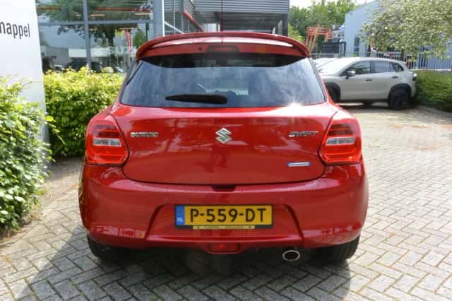 Suzuki Swift (2022) thumbnail 6