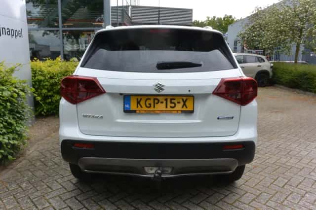 Suzuki Vitara (2025) thumbnail 5