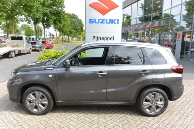 Suzuki Vitara (2025) thumbnail 5