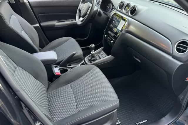 Suzuki Vitara (2025) thumbnail 3
