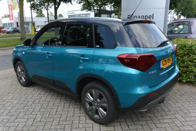 Suzuki Vitara (2019) thumbnail 5