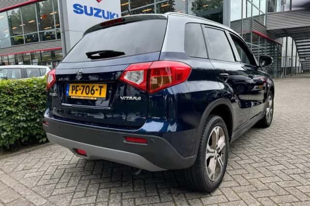 Suzuki Vitara (2017) thumbnail 2