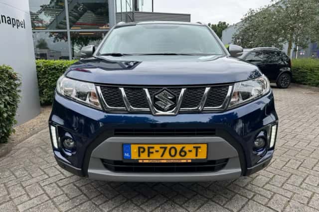 Suzuki Vitara (2017) thumbnail 4