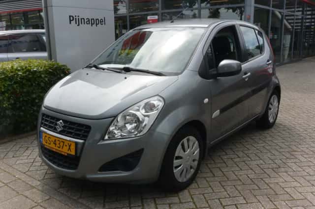 Suzuki SPLASH (2015) thumbnail 3
