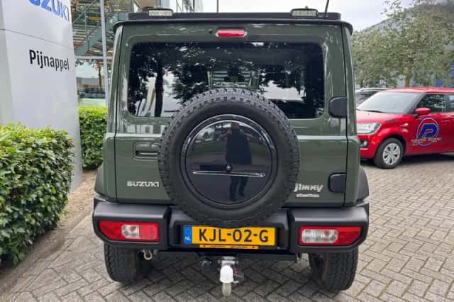 Suzuki JIMNY (2020) thumbnail 2