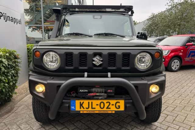 Suzuki JIMNY (2020) thumbnail 4