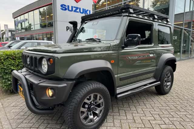 Suzuki JIMNY (2020) thumbnail 6