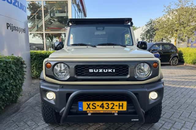 Suzuki JIMNY (2019) thumbnail 4