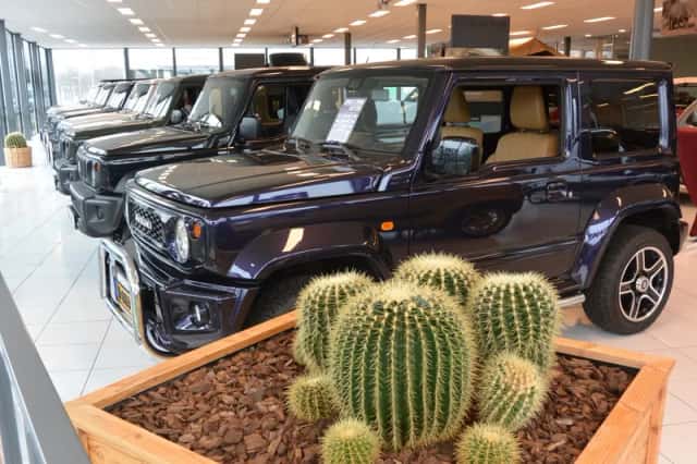 Suzuki JIMNY (2019) thumbnail 4