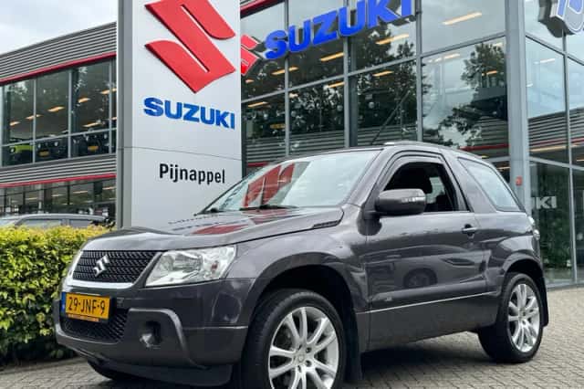 Suzuki Grand Vitara (2009) thumbnail 1