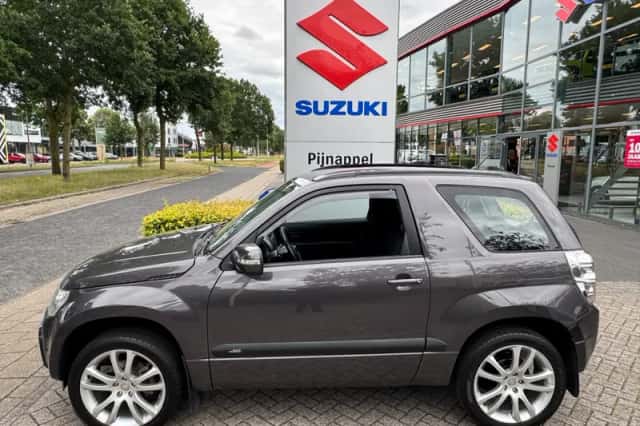Suzuki Grand Vitara (2009) thumbnail 6