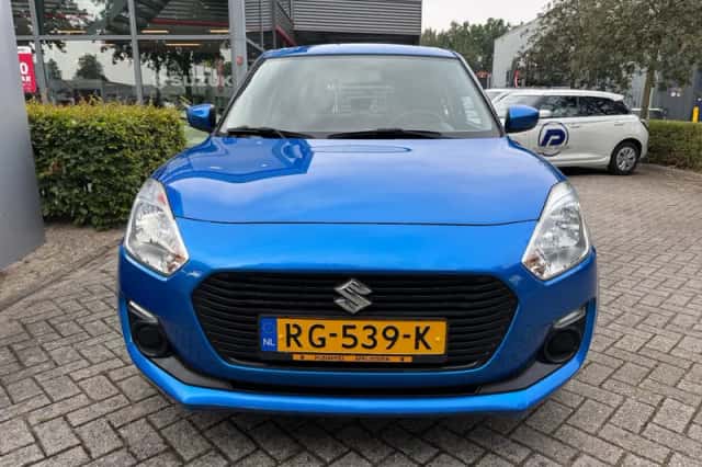 Suzuki Swift (2017) thumbnail 4