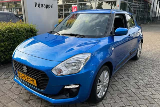 Suzuki Swift (2017) thumbnail 5