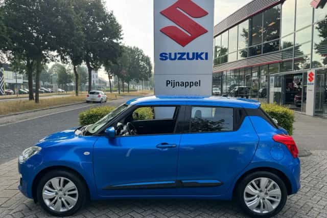 Suzuki Swift (2017) thumbnail 6