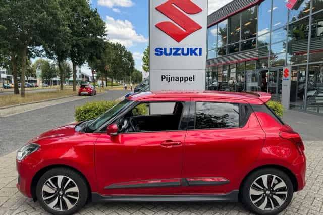 Suzuki Swift (2017) thumbnail 6