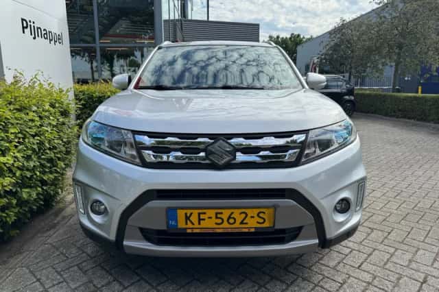 Suzuki Vitara (2016) thumbnail 4