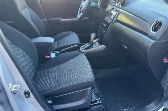 Suzuki Vitara (2025) thumbnail 3