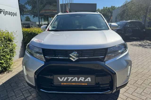 Suzuki Vitara (2025) thumbnail 4
