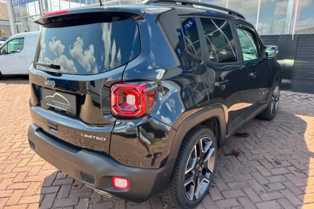 Jeep Renegade (2018) thumbnail 4