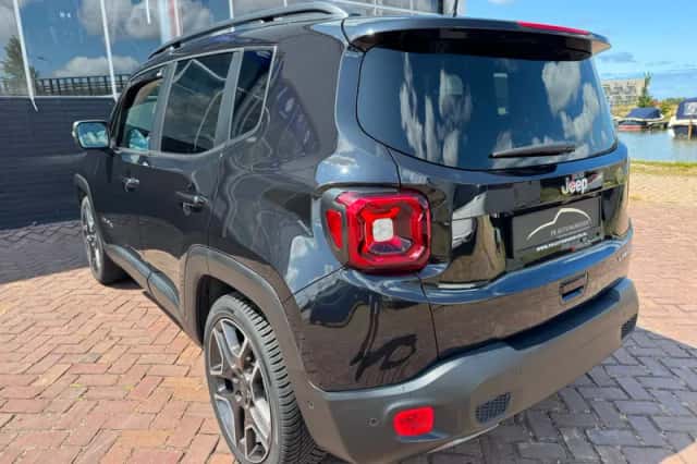 Jeep Renegade (2018) thumbnail 6