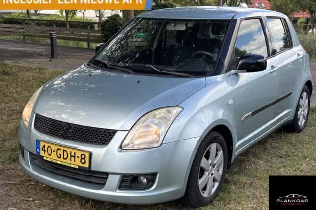 Suzuki Swift (2008) thumbnail 1