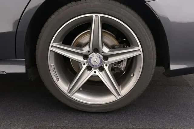 Mercedes-Benz C-Klasse (2014) thumbnail 6