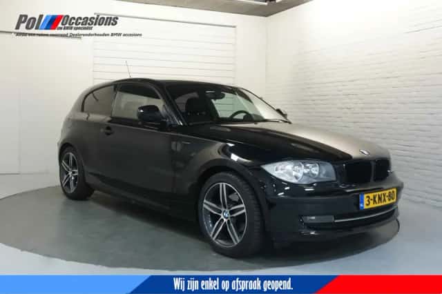 BMW 1-Serie (2010) thumbnail 1